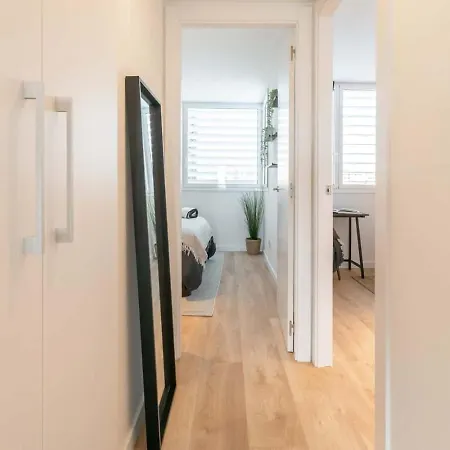 Modern Penthouse With Terrace On Gran Via De Carles Iii Andorra Appartement *